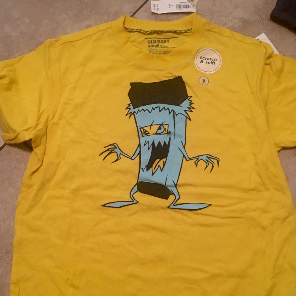 Bundle Deal 2x $15!!! Old Navy T Shirt-Scratch and Sniff😬😬